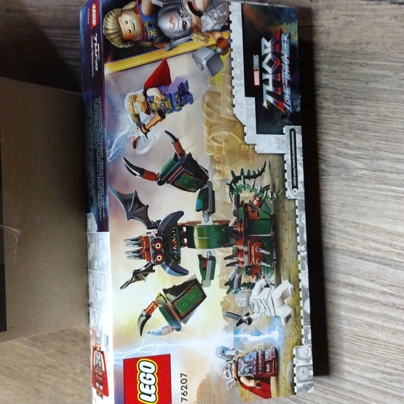LEGO Marvel Thor Attack on New Asgard 76207 Building Kit - Picture 1 of 3
